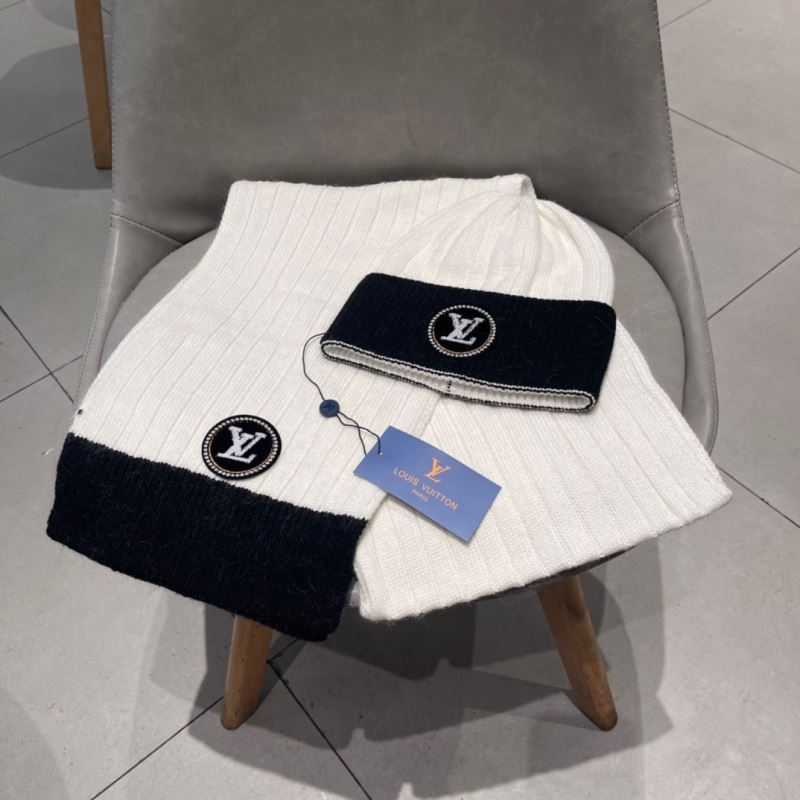 Louis Vuitton Caps Scarfs